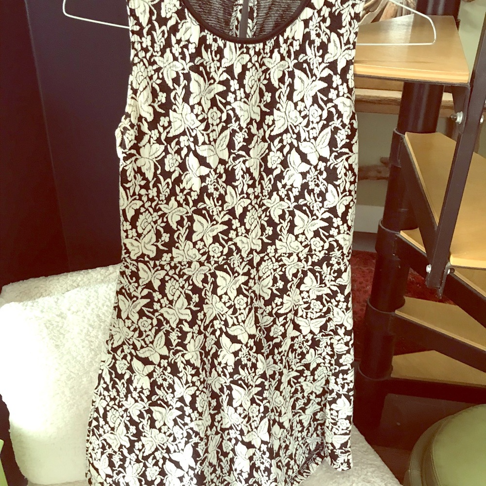 Textured black & white dress